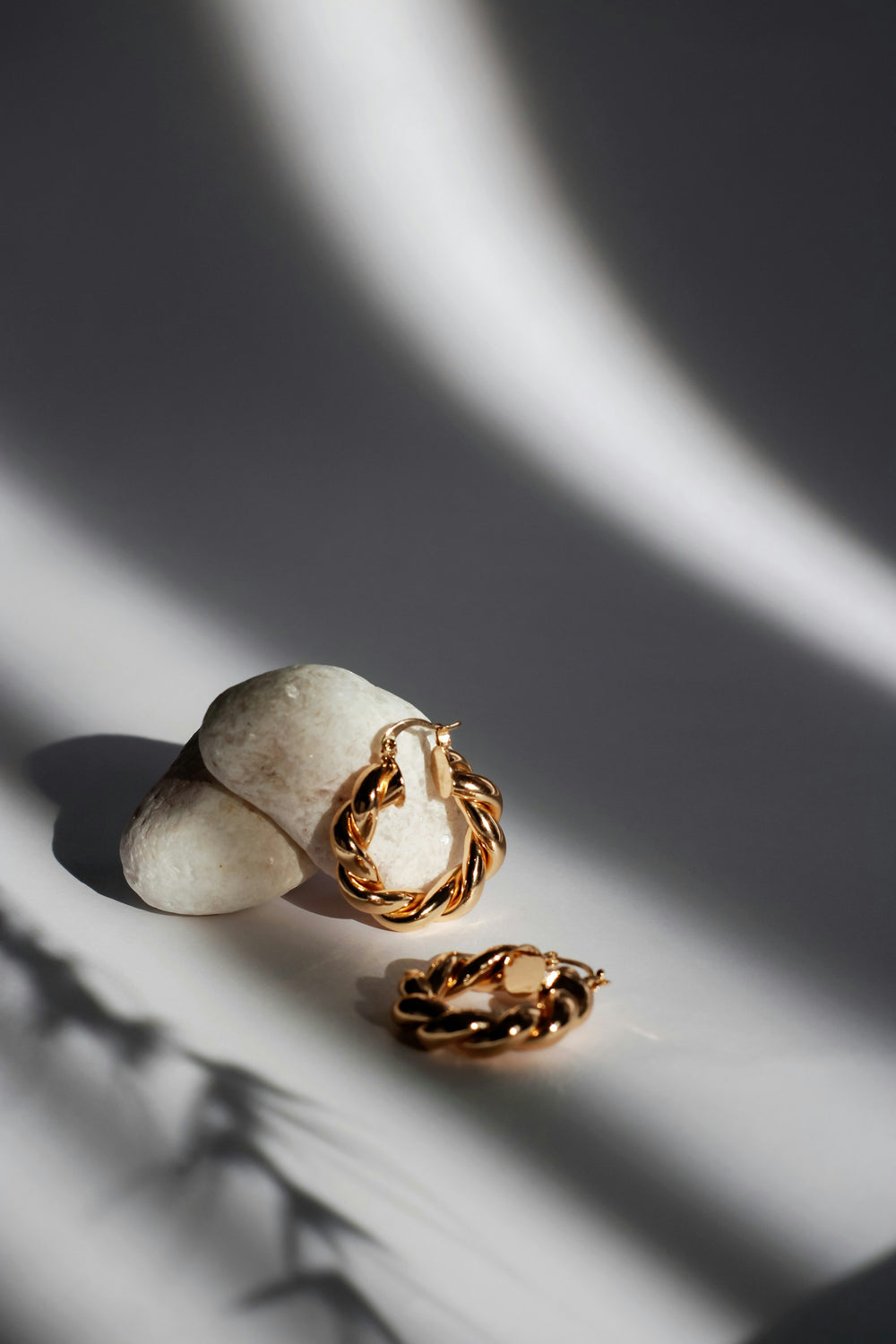 Layering Necklaces — The Complete Guide