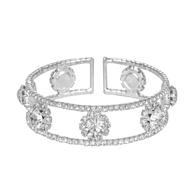 Round Orbit Cuff product candidate; physical facts and image rights under verification